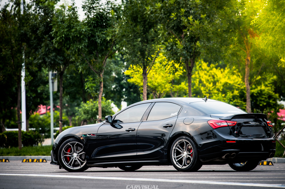 Maserati Ghibli_08